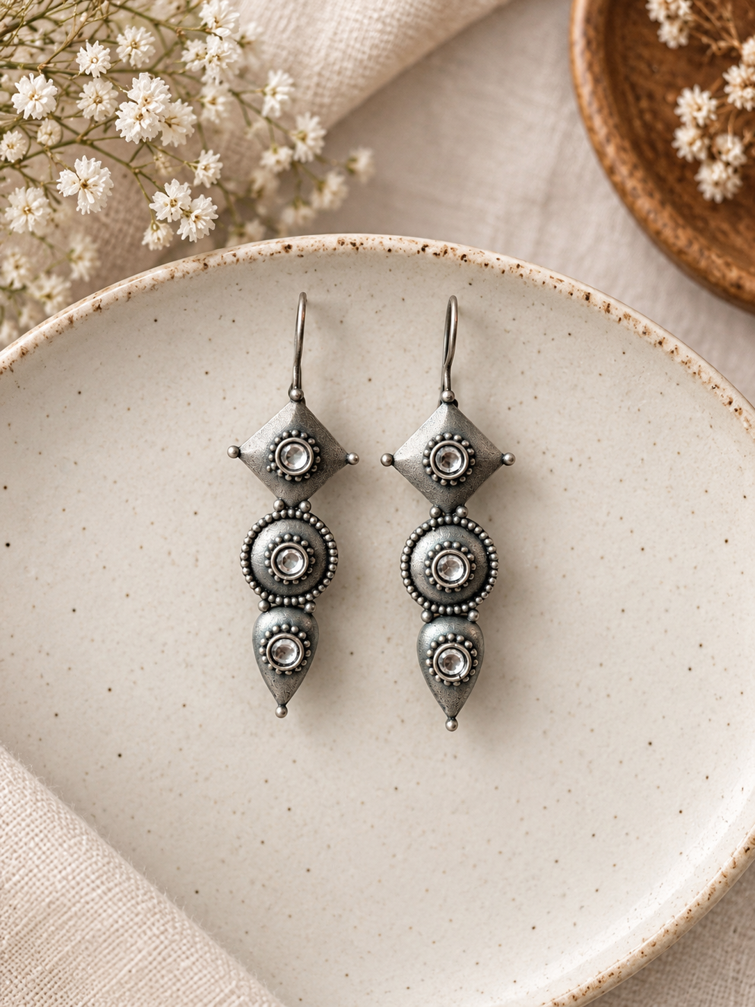 Angakh Geometric Drop Earrings